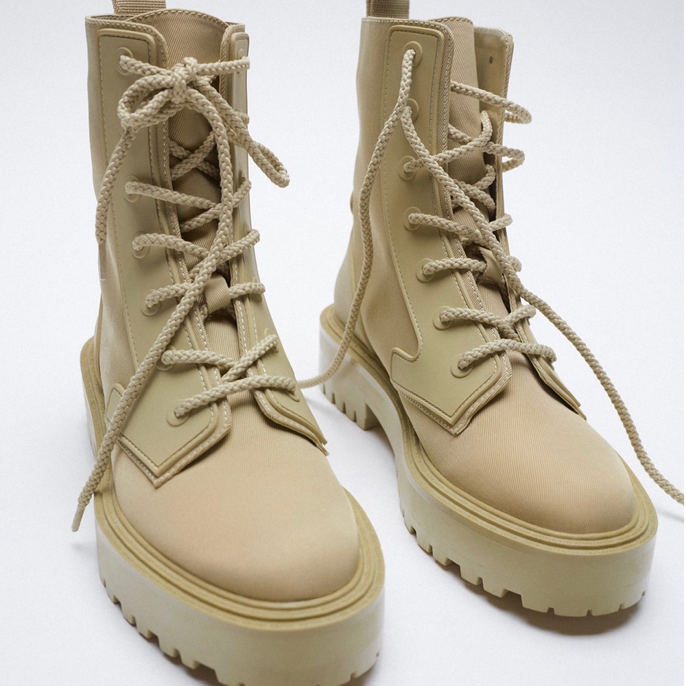 NWT ZARA Faux Shearling Lined ankle boot